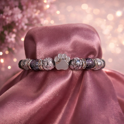 Náramek s šedou tlapičkou s pokovenou lávou 1