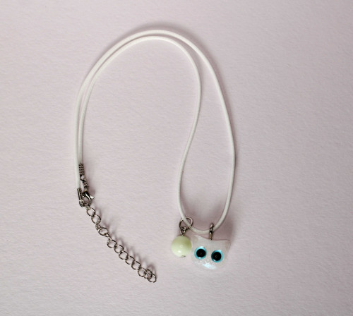 Náhrdelník s iridiscentní kočičkou 3