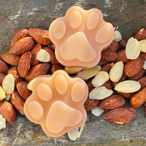 Tlapička s vůní mandle 1