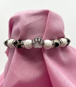 Náramek s tlapičkou – jaspis tečkovaný a bílá láva