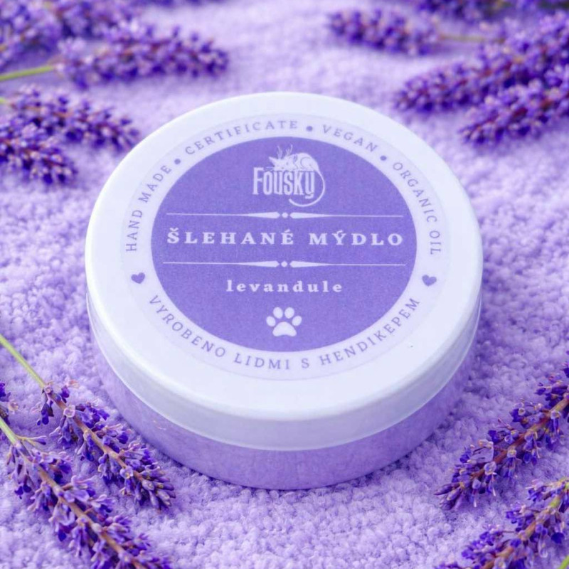 Šlehané mýdlo s vůní levandule