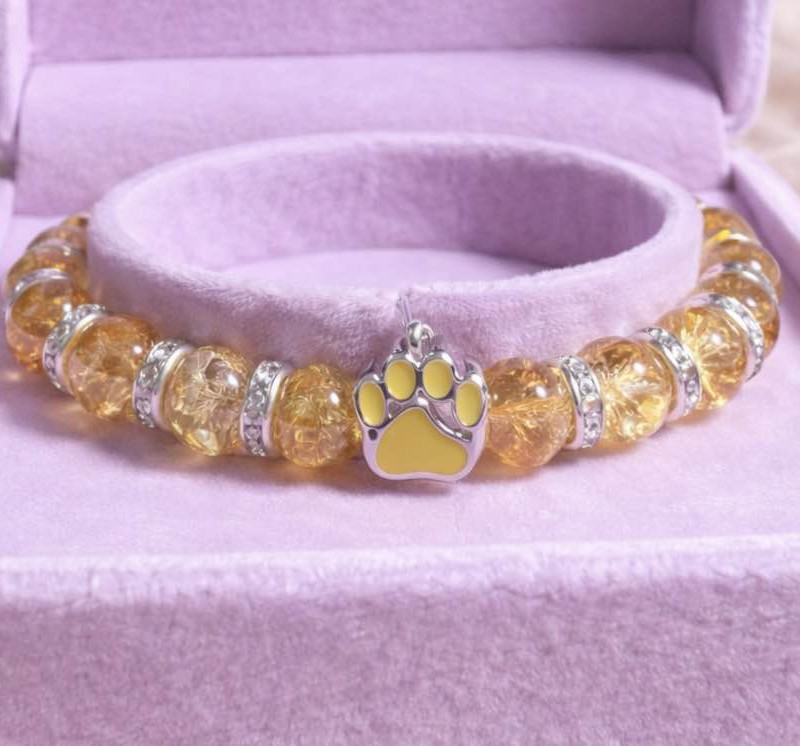 Náramek z praskaného skla - Tlapička žlutá