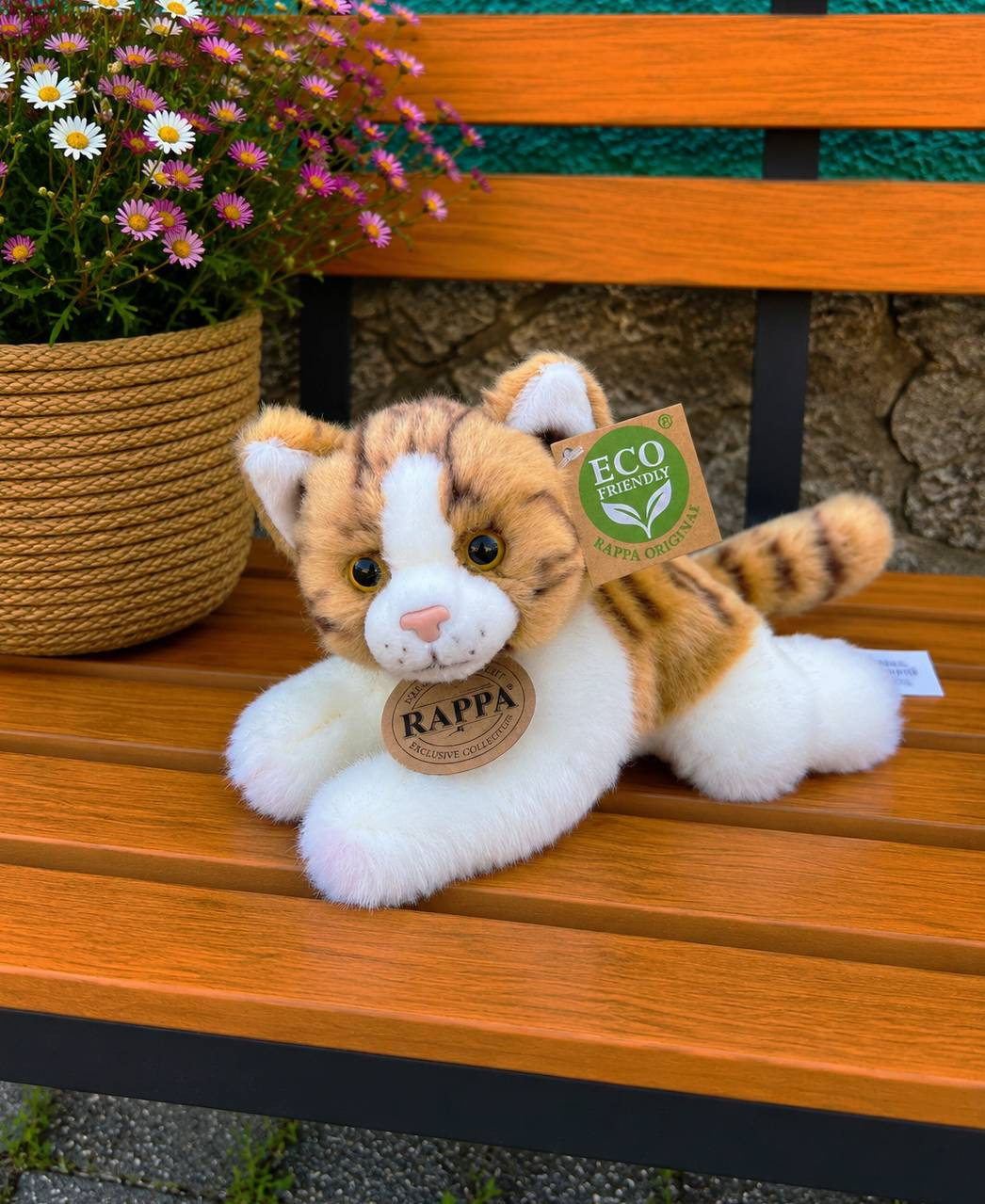Plyšová kočka ležící 17 cm ECO-FRIENDLY - hnědobílá 2
