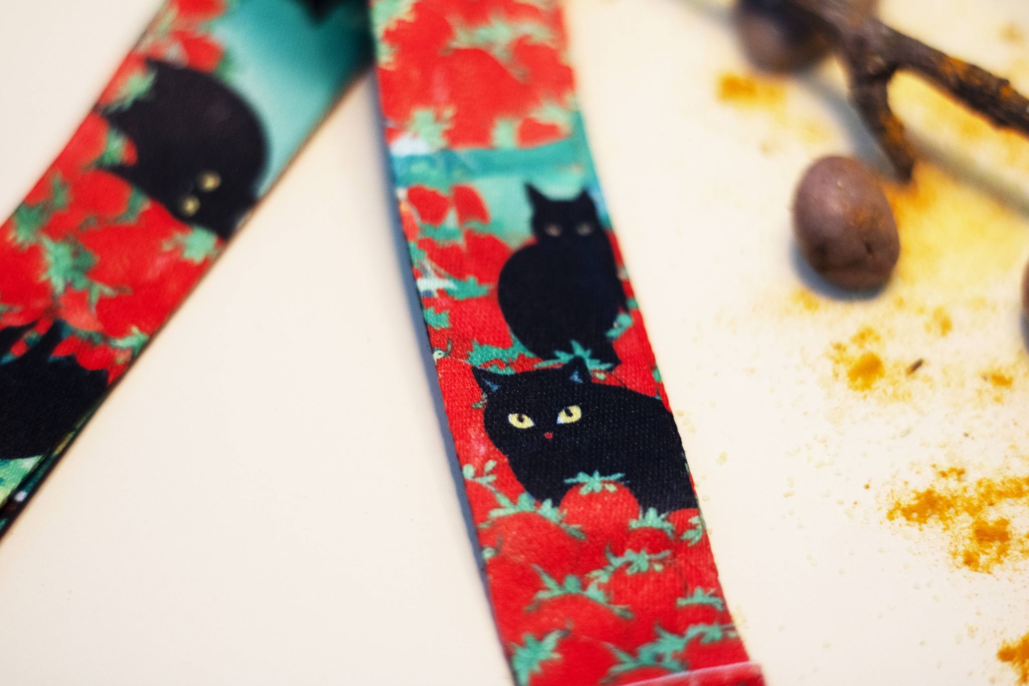 Klíčenka na krk - červenozelená 2