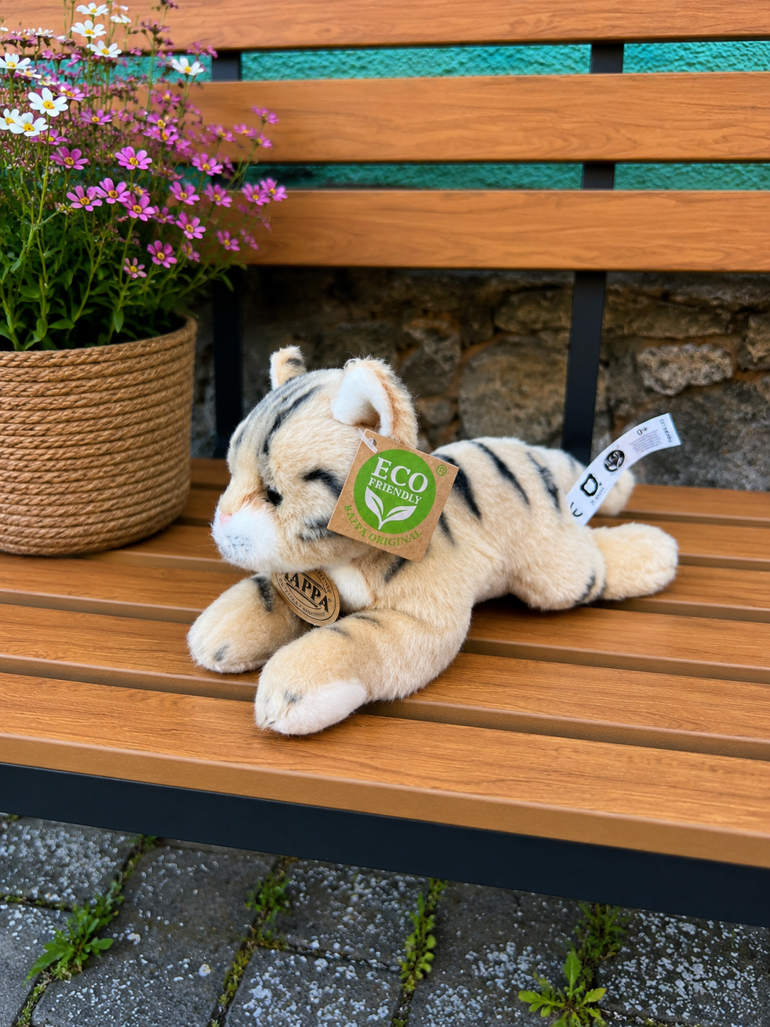 Plyšová kočka 21 cm ECO-FRIENDLY - mourovatá 2