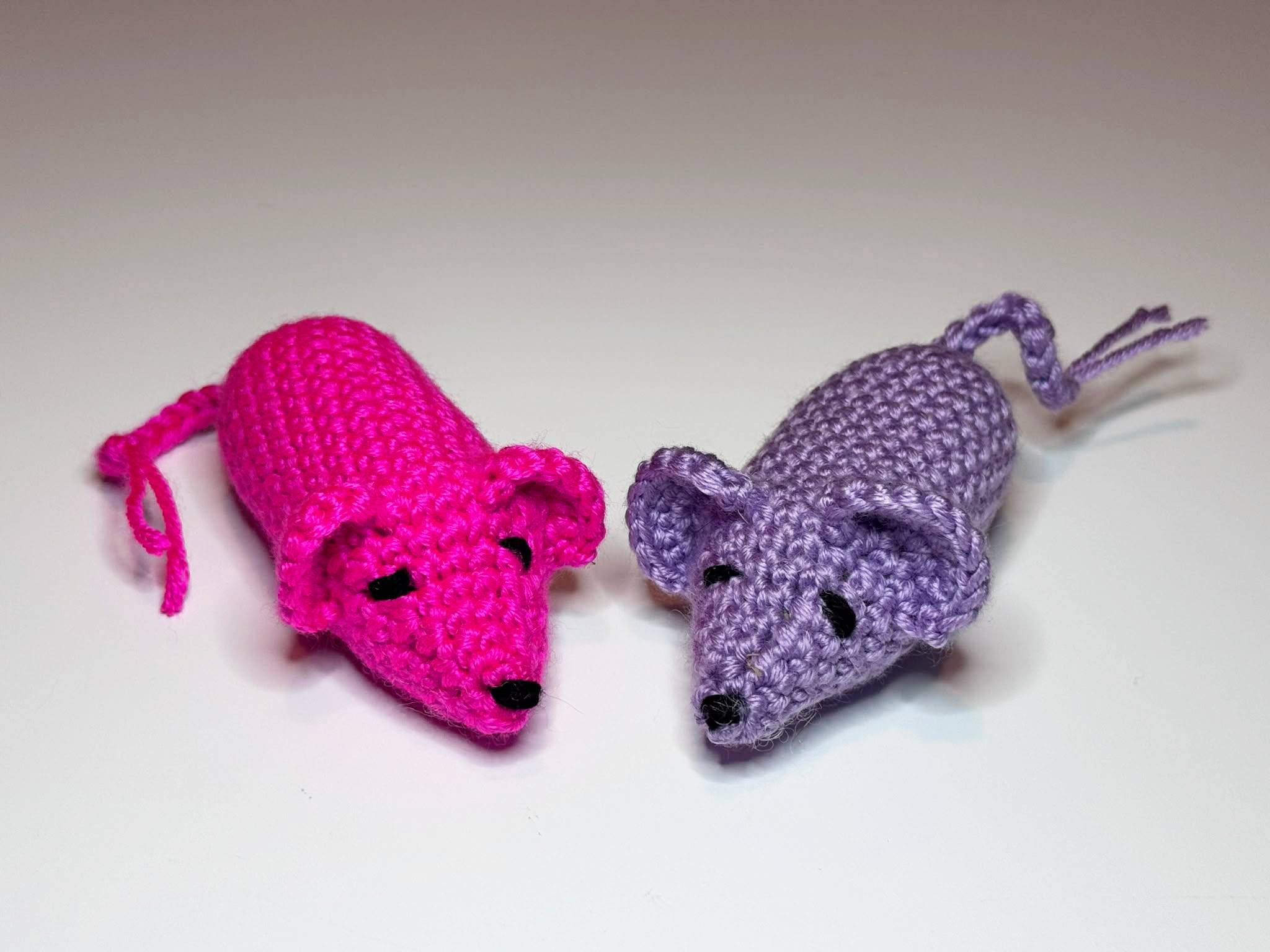 Háčkovaná myška velká - šanta kočičí